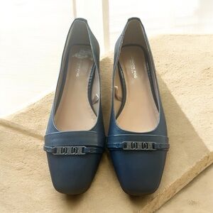 London Fog Navy Women's Flats